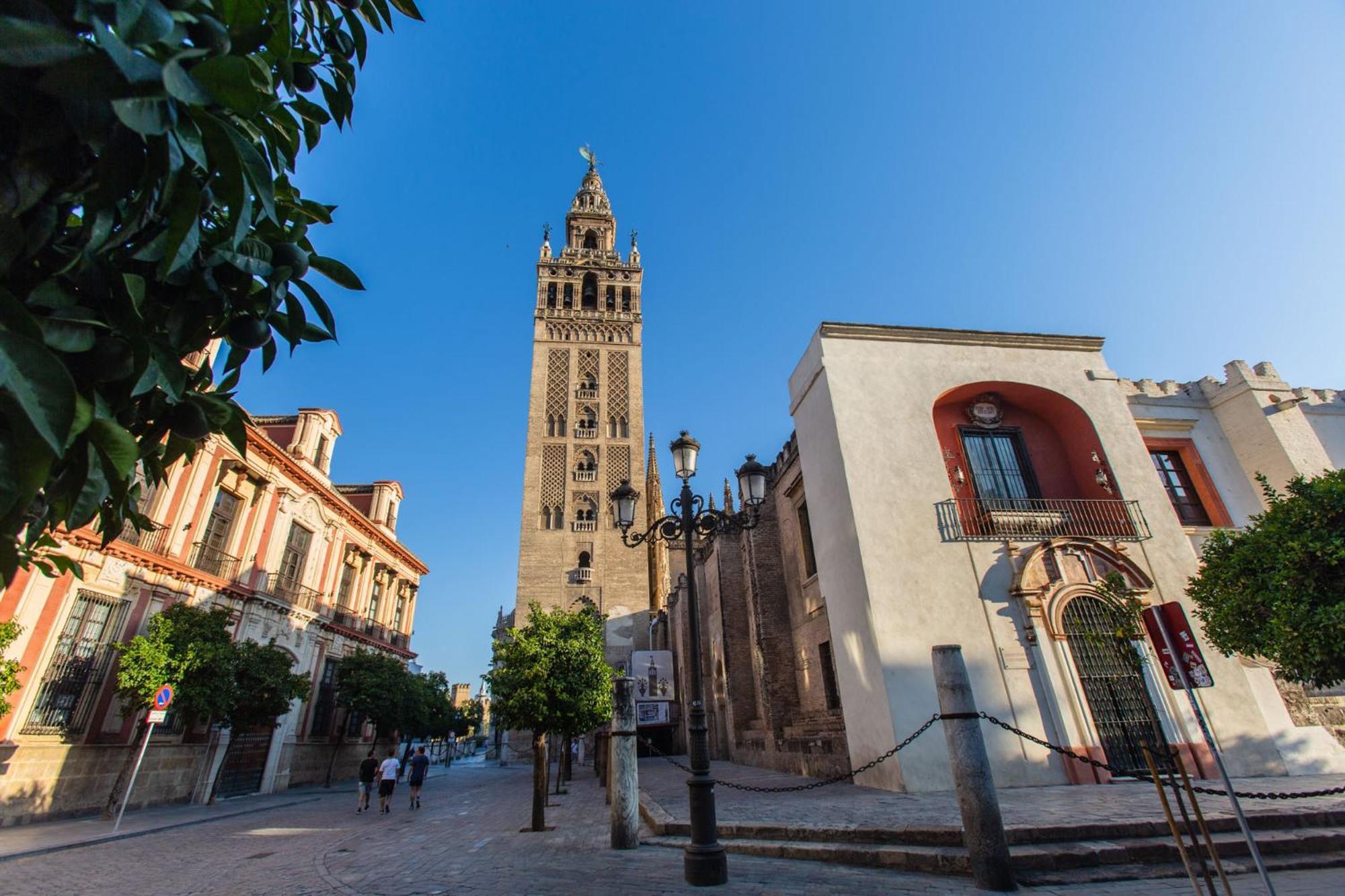 Hernando Colon 12 Sevilla Exteriör bild